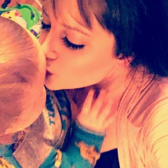 Meet your Posher, Alexandra - Picture 3 of 7